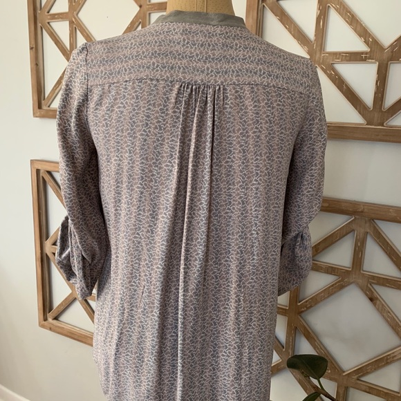 Elizabeth & James Blouse Small - Picture 2 of 5